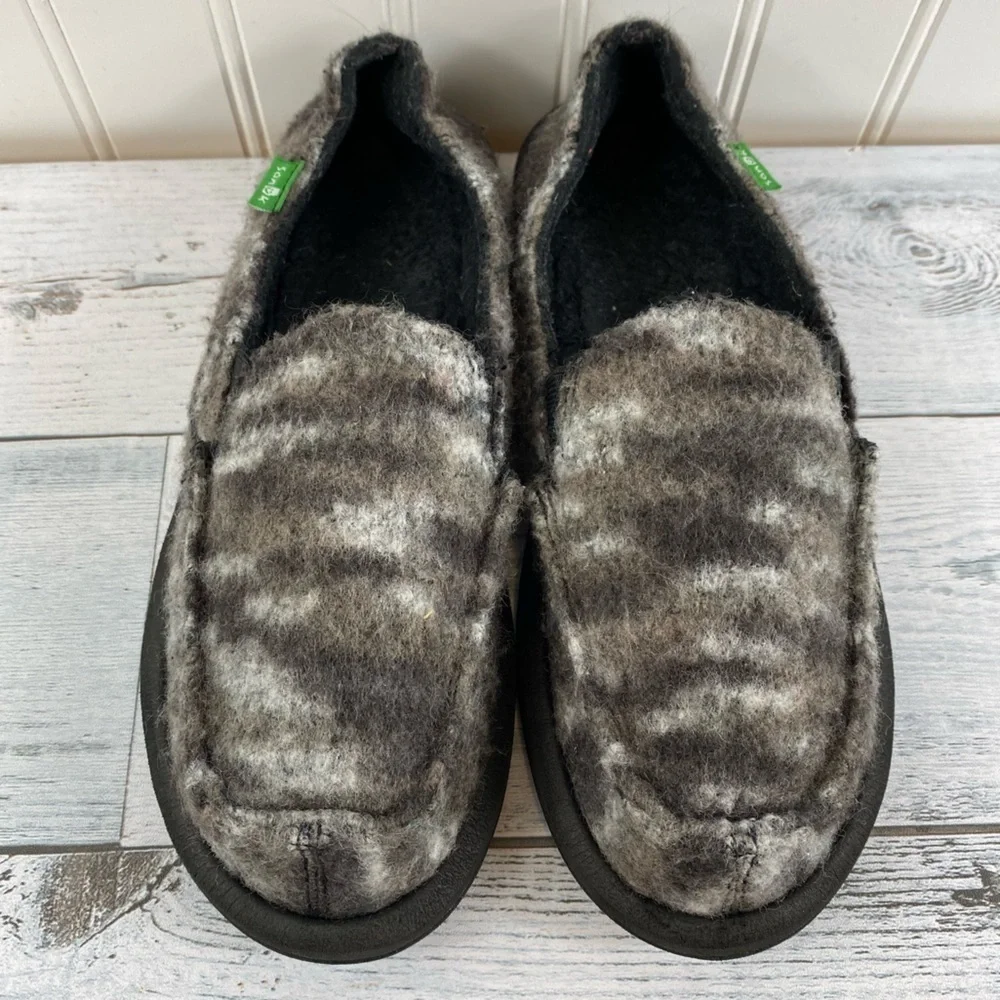 Sanuk Boys Slip On‎ Sidewalk Surfers Faux Fur Calichill Size 5